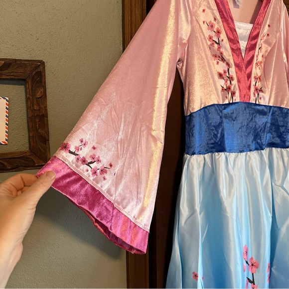 LITTLE ADVENTURES {NWT} Cherry Blossom Princess M 6-8 Disney Mulan costume dress - Picture 8 of 13